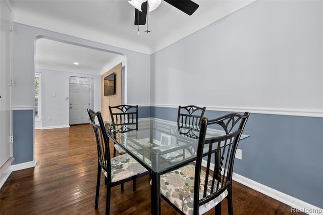 8478 Hazelton Street, Dearborn Heights, MI 48127