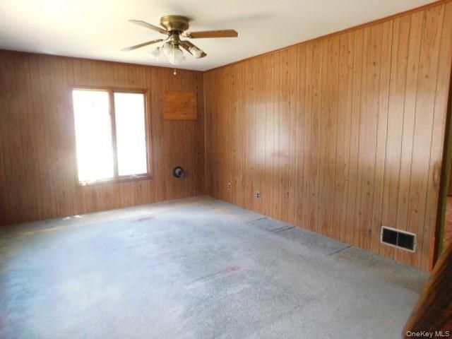 20 Farm Lane, Hyde Park, NY 12538