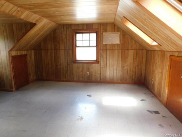 20 Farm Lane, Hyde Park, NY 12538