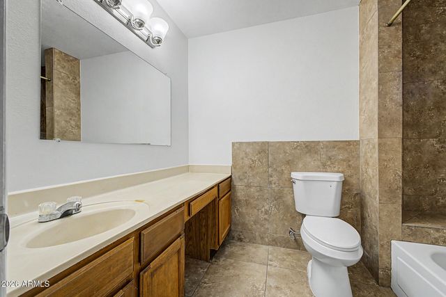 7326 W MARYLAND Avenue, Glendale, AZ 85303