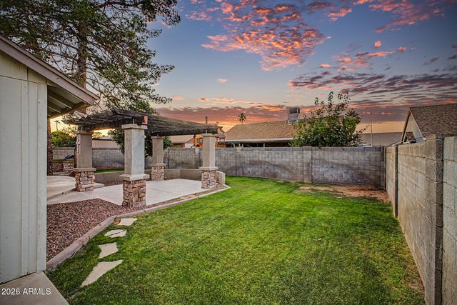 7326 W MARYLAND Avenue, Glendale, AZ 85303