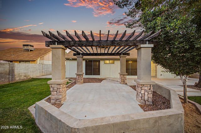 7326 W MARYLAND Avenue, Glendale, AZ 85303