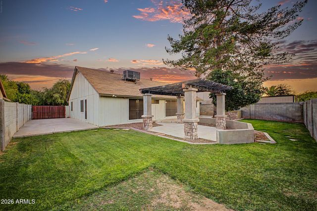7326 W MARYLAND Avenue, Glendale, AZ 85303