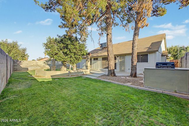 7326 W MARYLAND Avenue, Glendale, AZ 85303
