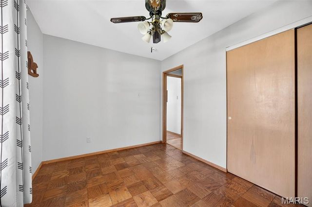 2404 Sunnybrook Drive, St Louis, MO 63114