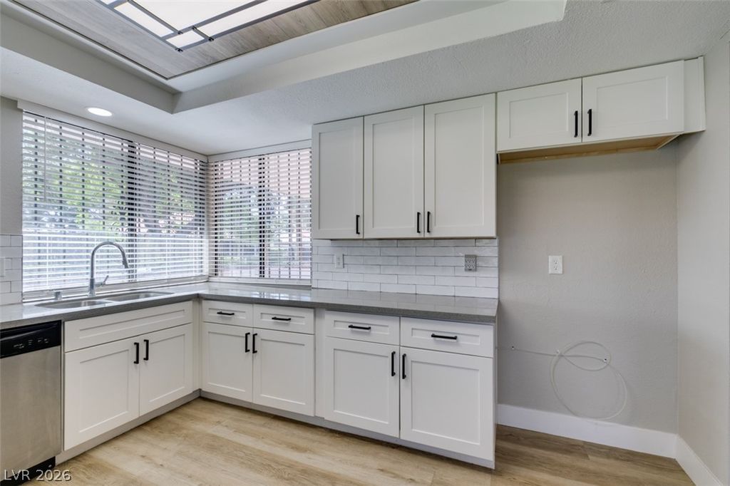 Image 18 of property listing at 3428 Manzano, Las Vegas, NV 89131