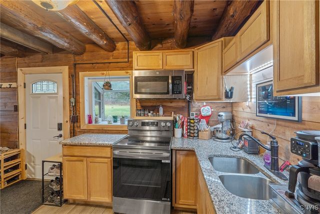 140 Travis Road, Plymouth, NY 13832