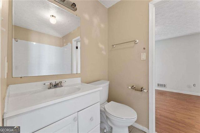 6140 Michelle Lane, Douglasville, GA 30135