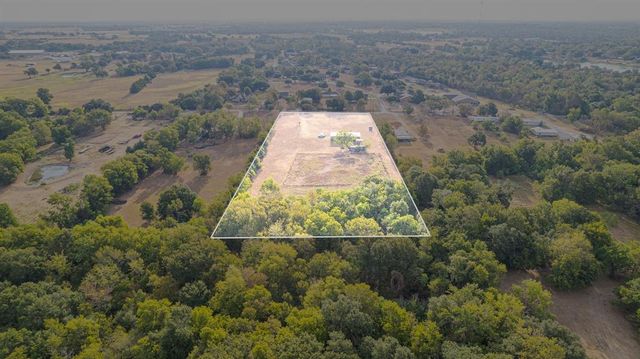 1313 Greenbriar Road, Madisonville, TX 77864