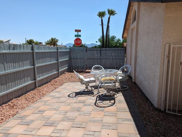 306 E Ludlow Drive Apt B, Avondale, AZ 85323