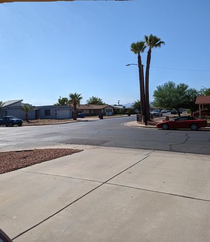 306 E Ludlow Drive Apt B, Avondale, AZ 85323