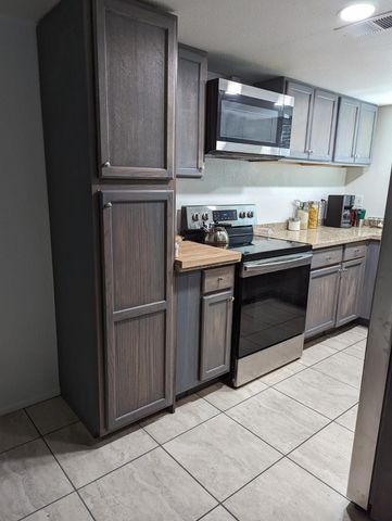 306 E Ludlow Drive Apt B, Avondale, AZ 85323