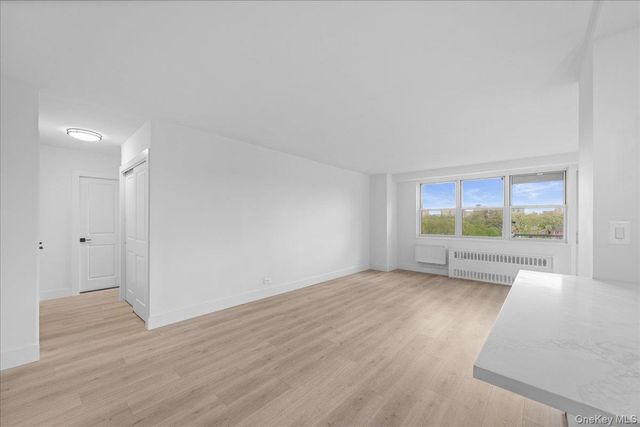 825 Morrison Avenue 4G, Bronx, NY 10473