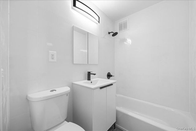 825 Morrison Avenue 4G, Bronx, NY 10473