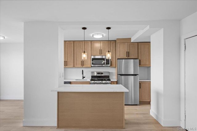 825 Morrison Avenue 4G, Bronx, NY 10473