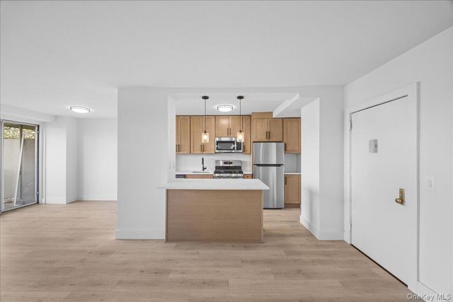 825 Morrison Avenue 4G, Bronx, NY 10473