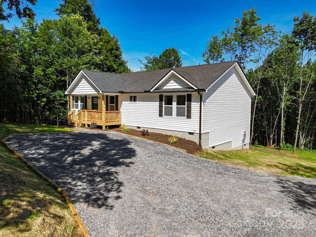 72 Carolyn Drive, Candler, NC 28715