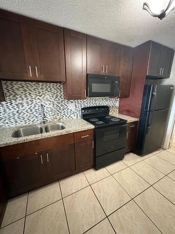 20237 NW 32nd Ave 20237, Miami Gardens, FL 33056