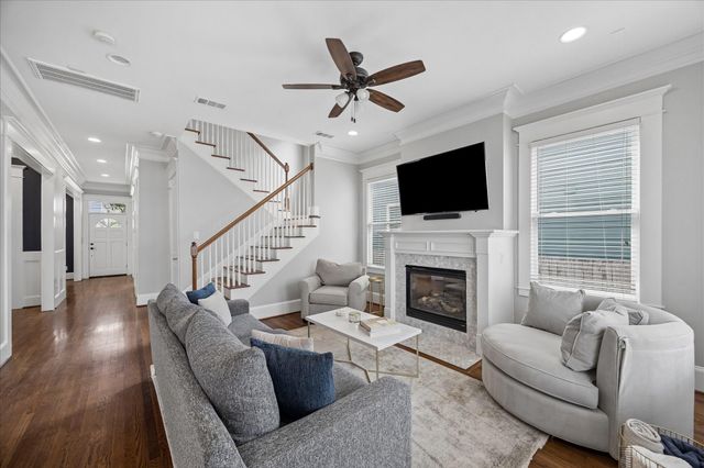 621 W 15th Street, Houston, TX 77008