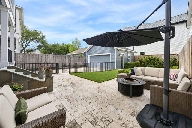 621 W 15th Street, Houston, TX 77008