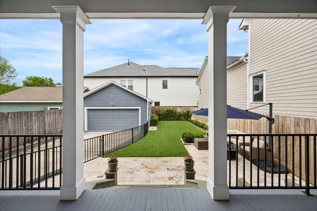 621 W 15th Street, Houston, TX 77008