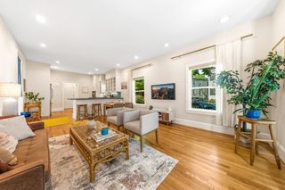 36 Oak St 1, Somerville, MA 02143