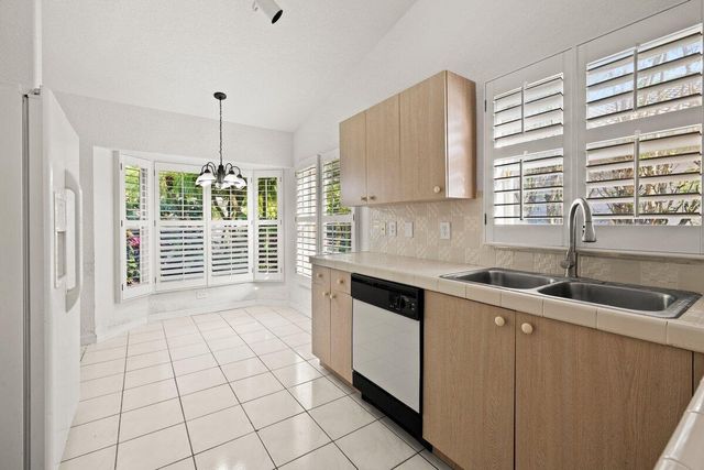 363 SW 161st Avenue, Pembroke Pines, FL 33027