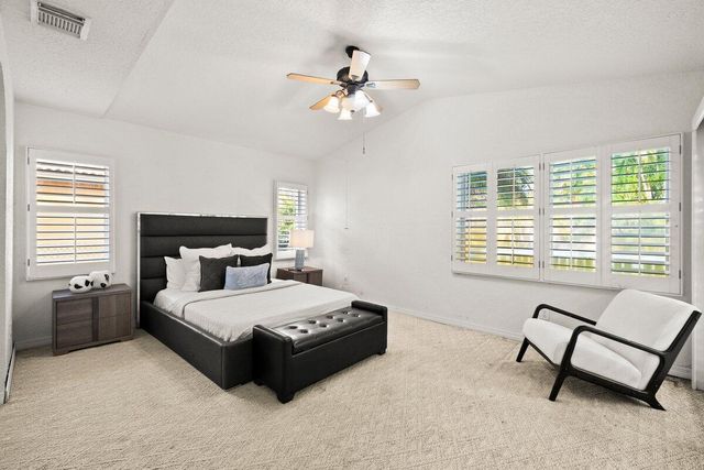 363 SW 161st Avenue, Pembroke Pines, FL 33027