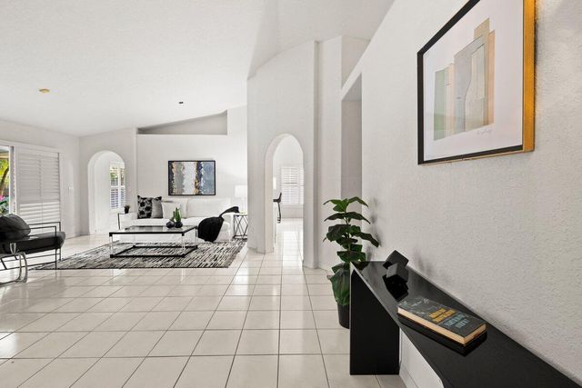 363 SW 161st Avenue, Pembroke Pines, FL 33027