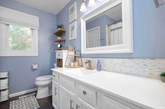 18921 Waite Boulevard, South Bend, IN 46637