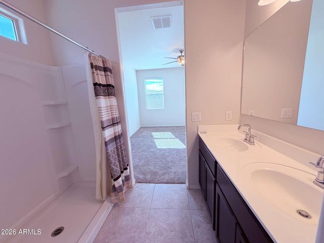 4729 E CHROMIUM Road, San Tan Valley, AZ 85143