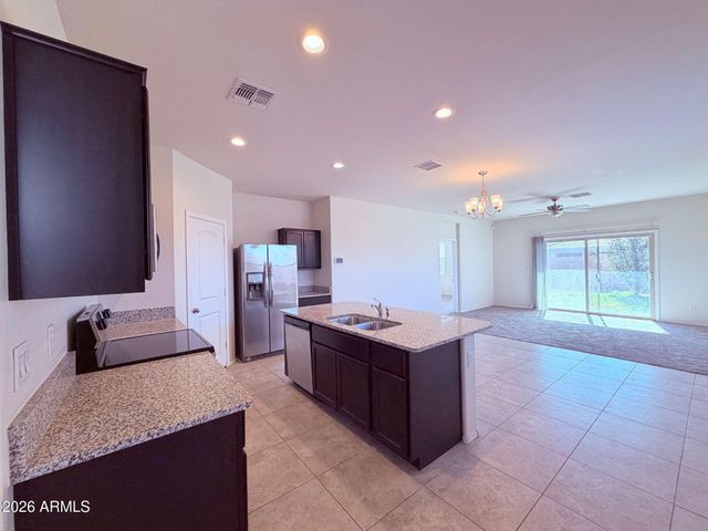 4729 E CHROMIUM Road, San Tan Valley, AZ 85143
