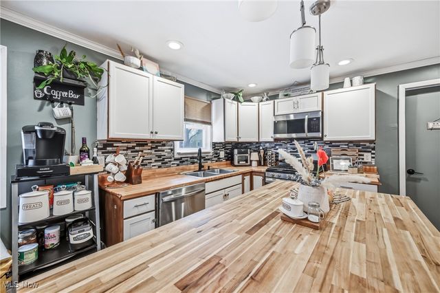 1946 Connecticut Avenue, Youngstown, OH 44509