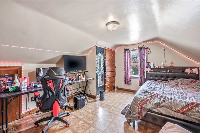 1946 Connecticut Avenue, Youngstown, OH 44509