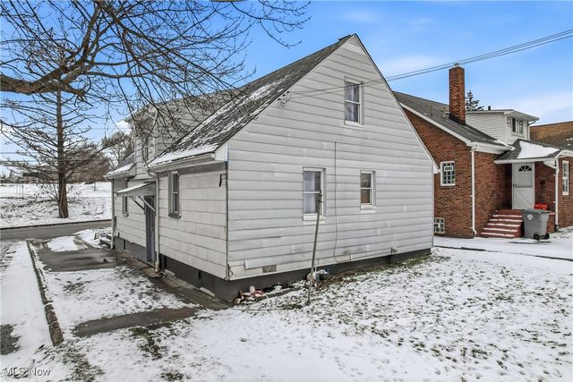 1946 Connecticut Avenue, Youngstown, OH 44509