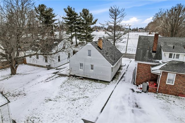 1946 Connecticut Avenue, Youngstown, OH 44509