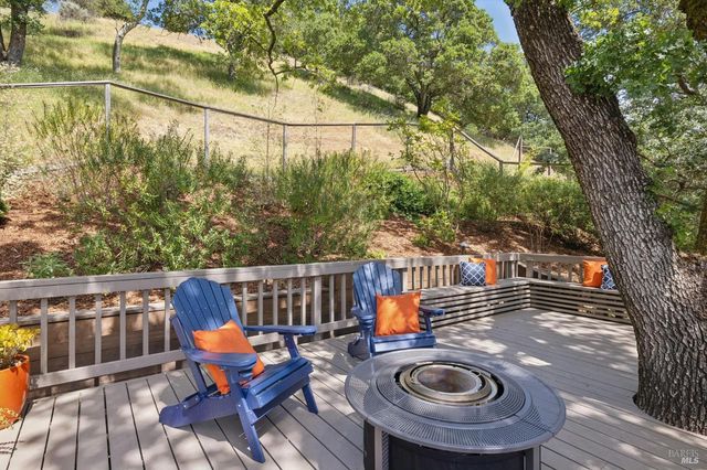 1158 Highland Dr, Novato, CA 94949