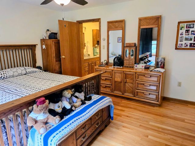 388 Sherbert Rd, Ashburnham, MA 01430