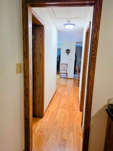 388 Sherbert Rd, Ashburnham, MA 01430