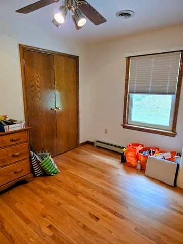 388 Sherbert Rd, Ashburnham, MA 01430