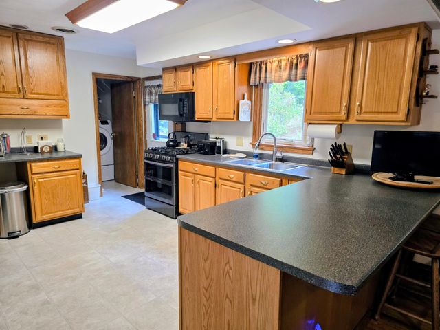 388 Sherbert Rd, Ashburnham, MA 01430