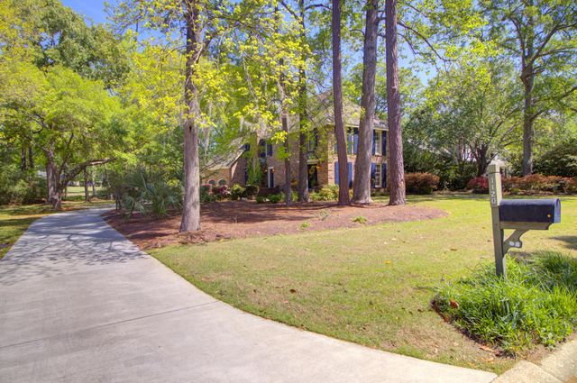 1120 Deleisseline Boulevard, Mount Pleasant, SC 29464