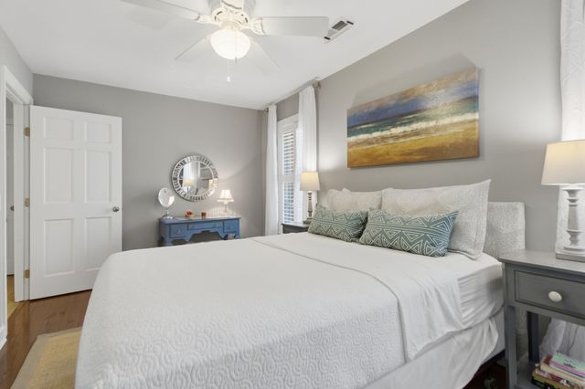 1120 Deleisseline Boulevard, Mount Pleasant, SC 29464