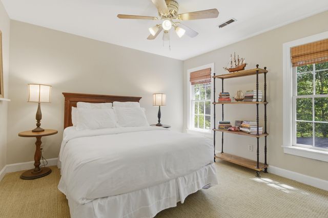 1120 Deleisseline Boulevard, Mount Pleasant, SC 29464