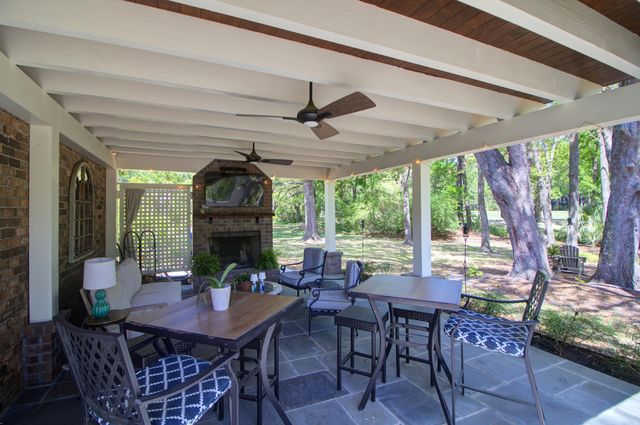 1120 Deleisseline Boulevard, Mount Pleasant, SC 29464