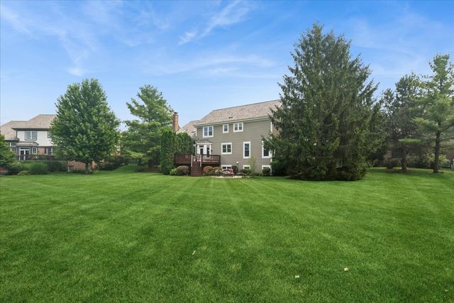14380 W Shankiln Court, Green Oaks, IL 60048