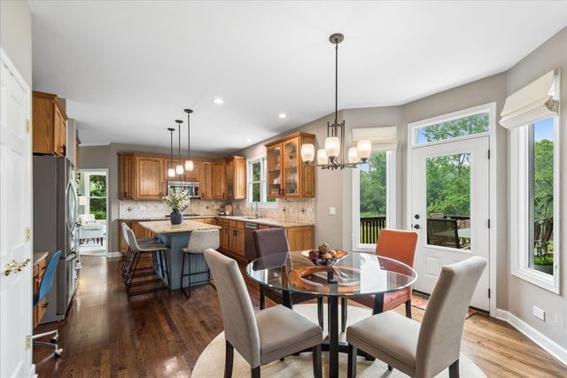 14380 W Shankiln Court, Green Oaks, IL 60048