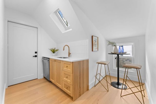 57 Weld Hill St 3, Boston, MA 02130