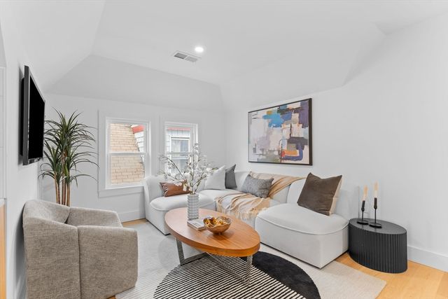 57 Weld Hill St 3, Boston, MA 02130