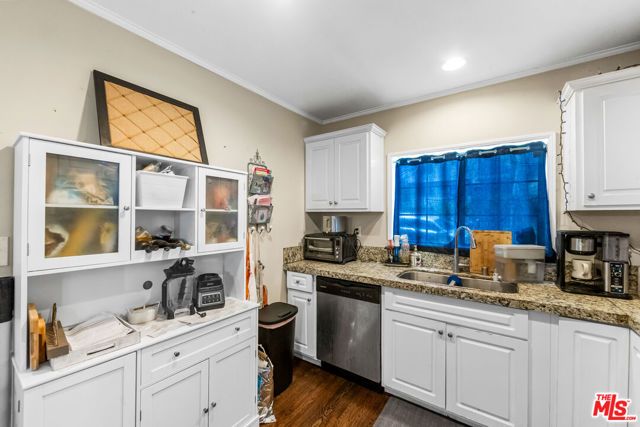 2038 S Alma Street, Los Angeles, CA 90731